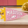 Banderines personalizados para la temporada de regreso a clases transfronteriza, decoración de campus, banderines triangulares de fieltro, decoración y ambiente para el aula escolar