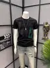 Camiseta Manga Curta Estampada com Letras de Marca da Moda para Homens, Estilo Coreano de Verão, Roupa Casual da Moda Estilosa e Descolada para Jovens
