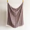 Lenço Quadrado Xadrez Fino Estilo Britânico com Toque de Algodão e Linho, Xale Versátil de Veludo Espinha de Peixe Faux Silk, Lenço de Cabeça e Lenço Estampados