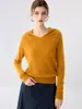 Suéter feminino de cashmere com capuz, novo suéter de tricô de cor sólida com decote em V para outono e inverno, blusa base quente