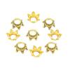 Directo de fábrica vintage aleación colgante corona pequeña moda colgante corona broche partes accesorios de joyería diy