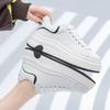 Tênis Brancos Mcqueen Personalizados para Mulheres, Novo Estilo Primavera 2026, Design Único, Sapatos Casuais Esportivos com Solado Grosso para Aumentar a Altura para Mulheres