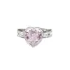 Anillo de Plata S925 con Forma de Corazón Dulce, Corte Flor de Hielo de Diamante de Alto Carbono, Anillo Unisex de Diamante de Alta Calidad para Uso Diario