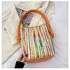 Bolsa de Mão Colorida de Palha Listrada de Verão para Mulheres Modelo 2026 Bolsa Quadrada Pequena Simples de Verão Bolsa de Ombro Fashion