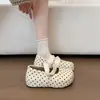 Zapatos Boken retro de lunares, estilo nuevo, con cordones para uso en exteriores, zapatos casuales de otoño 2026, vestido elegante con tela