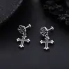 Novos Brincos Pingente de Cruz Pequena para Homens, Brincos Estampados Tendência em Aço Inoxidável para Mulheres, Acessórios Versáteis da Moda