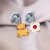 Pendientes de Clip Elegantes y Versátiles para Mujeres Sin Perforaciones, Adecuados para el Viaje Diario, con un Toque de Lujo Ligero de Alta Gama, Diseño Triangular