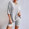 Novo Estilo Europeu e Americano 2026 Fashionable Casual Cor Sólida Primavera Gola Redonda Solto Conjunto de Shorts Feminino