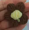Em estoque artesanal crochet puff flor flor de lã DIY grampo de cabelo acessórios corpete saco de roupas acessórios flor