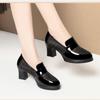 Zapatos de Malla Negra Transpirables de Tacón Alto para Mujer 2026 Verano y Otoño Calados de Cuero Genuino Suave Zapatos de Salón Tacón Medio Cuero Suave Suela Suave Tacón Grueso
