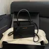 Bolso de Hombro Cruzado de Moda Vintage de Alto Estilo con Patrón de Cocodrilo en Relieve Nuevo Verano 2026