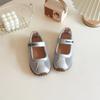 Zapatos de Malla para Niños 2026 Verano Nuevo Estilo para Niñas Malla Simple Transpirables Ligeros Suela Suave Estilo Ballet Poco Profundos Versátiles Tenis