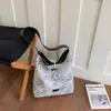 Bolsa Bordada para Mujer 2026 Nueva de Moda Verano Ligera Bolsa Tote para Clase y Viajes Cotidianos Gran Capacidad Bolsa de Hombro Axila