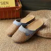Zapatillas de verano de ratán y paja transpirables para el hogar, zapatos planos de EVA y viscosa para mujer, para parejas, en stock, venta al por mayor