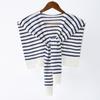 Envoltório de Ombro de Tricô de Verão Cardigã Fino Roupa Exterior Camisa Camiseta Condicionador de Ar Influenciadora Dickey Listrado para Mulheres