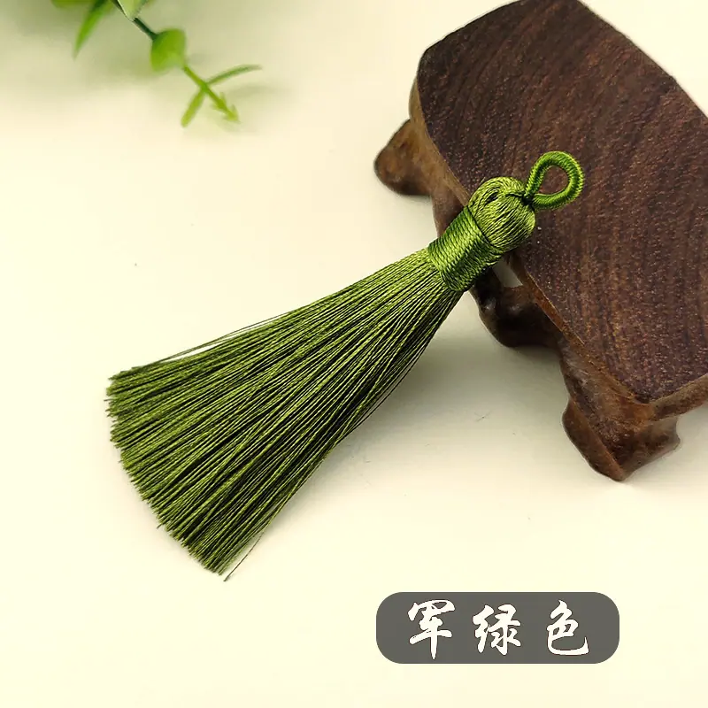 军绿色