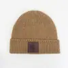 Gorro de Punto Holgado con Parche de Cuero con Letra para Adelgazar el Rostro para Mujer, Gorro Cálido de Lana para Hombre, Gorro Nuevo Estilo para Hombres y Mujeres
