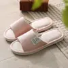 Nuevas Zapatillas de Lino para el Hogar Mujer Antideslizantes Resistentes al Desgaste Zapatillas de Pareja Hombre Zapatillas de Piso para las Cuatro Estaciones Venta al por Mayor de Fábrica