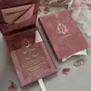 Caixas de Presente de Veludo Rosa Personalizadas no Atacado, Convites de Casamento Luxuosos de Veludo, Convites de Casamento de Nicho de Alta Qualidade, Cartões de Casamento