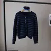 [Bizheng] Novo Cardigã Jaqueta Suéter Moda Coreana Outono/Inverno 2025 Listrado Macio e Elástico Slim Versátil para Mulheres 5295