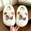 Chinelos de inverno para meninos, chinelos de algodão infantis, chinelos internos quentes e antiderrapantes para meninos pequenos e bebês, adequados para uso doméstico no outono