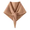 Cachecol pequeno de cashmere para outono e inverno para mulheres, cachecol triangular, amigo da pele, protege o pescoço, aquecedor de pescoço de tricô quente, gola falsa versátil
