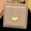 [Collar de Acero de Titanio Dorado + Color Acero] Moda de Lujo Ligero para Mujer El Más Fácil de Combinar Cadena para Clavícula Collar de Amor de Nicho de Gama Alta