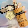 2026 Nuevo Modelo Llavero de Dinero Colgante para Teléfono Colgante para Bolsa Decoración Colgante de Imitación Oro Pequeño Regalo