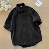 Camisa Versátil Estilo Americano Fresca y Elegante con Estampado de Estrellas para Hombre, Diseño Único con Sentido de Deconstrucción, Top de Manga Corta de Corte Limpio