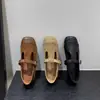 Versión de suela blanda~Zapatos bajos de cuero planos para mujer, zapatos de punta cuadrada tallados vintage, zapatos Mary Jane franceses de diseño de nicho