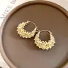 Brincos de Cesta de Flores Redondos Vazados Estilo Francês, Luxo Leve, High-End, Brincos Elegantes com Design Único, Acessórios de Orelha de Nicho Exquisitos Atacado