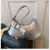 2025 Nova Moda Trendy Nicho Retrô Bolsa de Axila Hot Girl Bolsa de Ombro para Motocicleta Fivela de Cinto Personalizada Bolsa Pequena Trendy