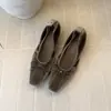 Sapatos Chuyuji plataforma veludo retrô para aumentar altura estilo rolinho de ovo, outono 2026 novos sapatilhas versáteis e elegantes