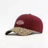 Gorra de Béisbol Bordada con Letras Pequeñas Lavada y Desgastada Transfronteriza Empalmada para Hombres y Mujeres Gorra Clásica con Visera Estampado de Leopardo para Cuatro Estaciones