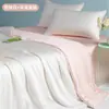 Conjunto de quatro peças de colcha de seda gelada para resfriamento de verão, colcha de verão lavável à máquina, tamanho individual e tamanho duplo para ar condicionado
