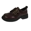 Sapatos JK de Couro Preto Estilo Britânico Feminino Nova Moda de Verão Versátil com Saias Estudantes Sola Grossa Aumentadores de Altura Mocassins