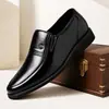 Sapatos de couro formais slip-on de couro bovino de primeira camada para homens, mais vendidos no exterior na Amazon e AliExpress