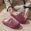 Zapatillas de Algodón Cálidas para el Hogar para Mujer 2026 Nuevas Otoño/Invierno Interiores Antideslizantes Felpa Plus Suela Gruesa Suave Zapatos de Algodón para Pareja para Hombre