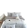 Novo Conjunto de Quatro Peças de Roupa de Cama de Algodão de Fibra Longa 100S Estampado de Desenho Animado para Primavera e Verão Lençóis de Cama Capa de Colcha Roupa de Cama Toalha Infantil Conjunto de Quatro Peças Bordado