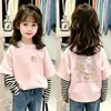 Camiseta interior de manga larga a rayas de dibujos animados para niñas, camiseta elegante de cuello redondo para primavera/otoño 2026, camiseta interior de algodón puro para niños mayores, estilo ins