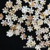 Concha de 20mm Flor de Seis Pétalas Bicolor Pulseira DIY Corrente de Celular Pingente para Carro Acessórios com Contas Atacado para Celebridades da Internet