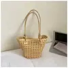Bolso de Mujer con Múltiples Compartimentos Estilo Coreano Calado Bolso Cubo de Hombro Único para Mujeres Verano 2026 Nuevo Bolso de Mano para Viaje de Vacaciones