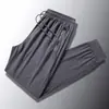 Pantalones de Seda de Hielo para Hombre Verano Delgados Pantalones Casuales para Hombre Transpirables con Lazo en la Pierna Holgados Pantalones Frescos para Hombre de Secado Rápido Pantalones Deportivos Acondicionados