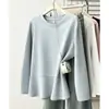 Nuevo top casual de otoño para mujer talla grande con volantes, cuello redondo, mangas largas y diseño de color liso, perfecto como capa interior. 1029
