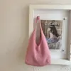 Nova Bolsa de Ombro Vazada para o Verão, Bolsa de Ombro Tecida Simples Coreana, Bolsa de Praia Estilo Férias, Bolsa Feminina Versátil