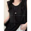 Colar com Pingente de Corda de Couro em Nó de Coração Retrô com Design Requintado e Estilo Versátil para Acessórios de Suéter Feminino