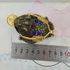 En stock, envío rápido, sapo dorado de tres patas de arena dorada creativa, hueco, diamantes de colores, mascota de té, regalo de apertura, adorno para atraer riqueza en la sala de estar del hogar