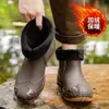 Botas de Lluvia Negras Clásicas Versátiles Estilo Chino para Hombre, Zapatos de Agua de Moda, Botas de Goma para Vadear Arroyos, Botas Cortas Antideslizantes para Pesca y Vadear para Hombre
