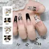 Accesorios para Uñas con Moño de Aleación Estilo Chanel, Populares Decoraciones de Uñas con Moño Sencillo Adornado con Perlas Blancas y Negras