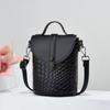 Bolso para teléfono móvil, bolso de diseño de nicho para mujer, nuevo bolso de mensajero 2023, bolso pequeño tipo cubo, mini bolso de hombro ligero y pequeño.